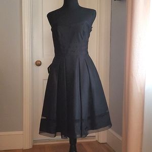 White House Black Market strapless cocktail dress size 2 NWT